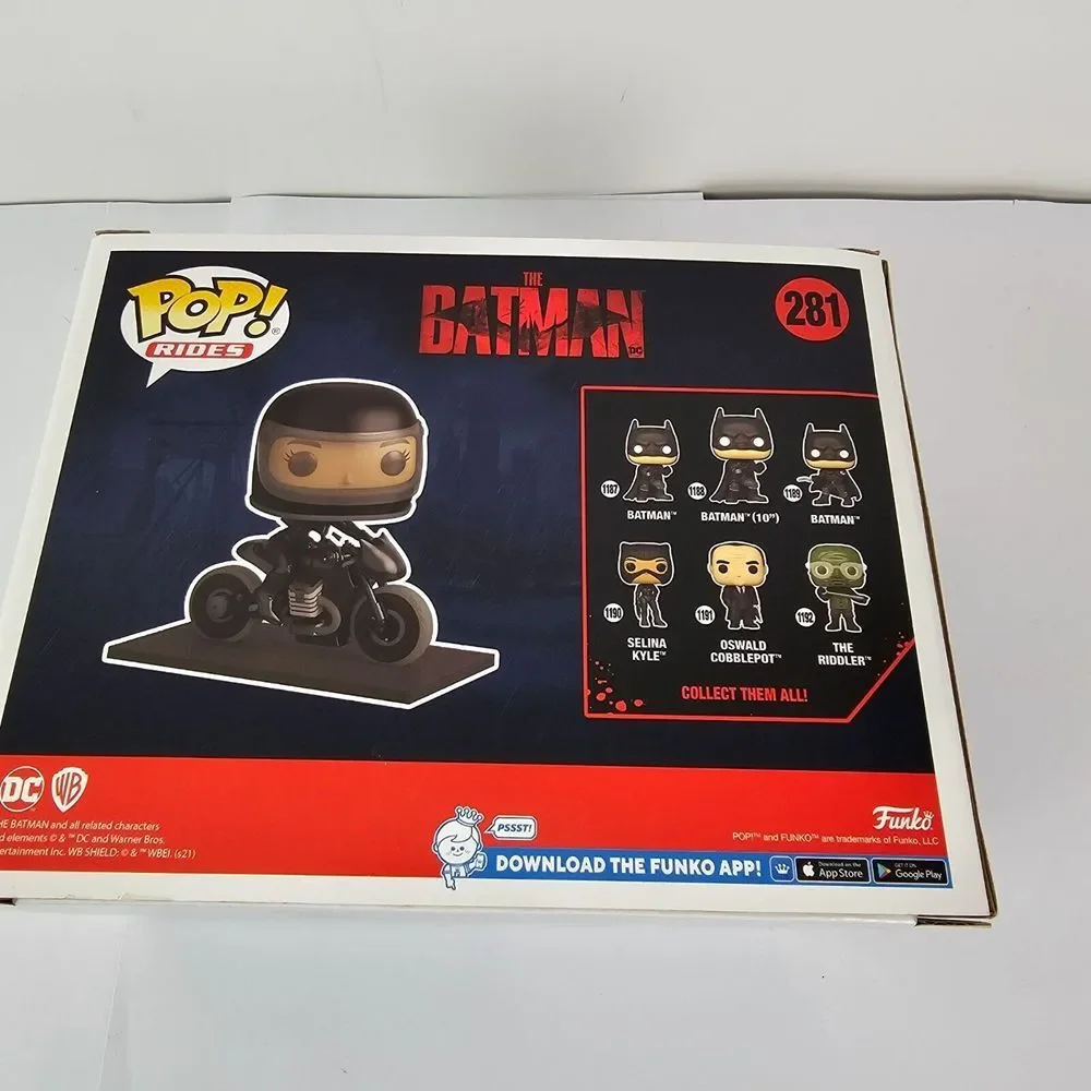 New NIB Funko Pop! Selina Kyle on Motorcycle #281 from The‎ Batman